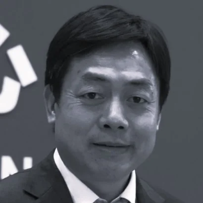 Wang Yiwei