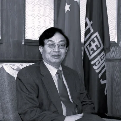 Ye Peijian